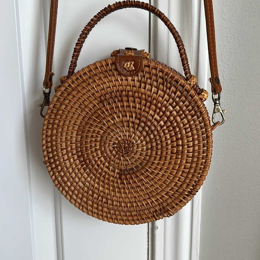 Woven Wicker Crossbody Purse Sustainable Hippie Folk Summer Bag - Picture 1 of 6